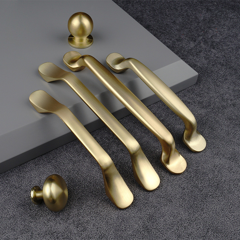 Drawer Pull Gold - Poignées de meubles dorées en aluminium,